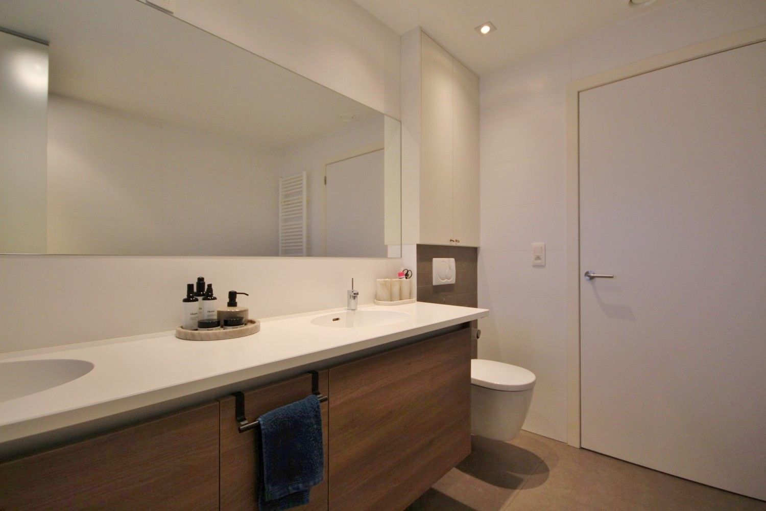 Energiezuinig en modern appartement met ruime terrassen foto 20