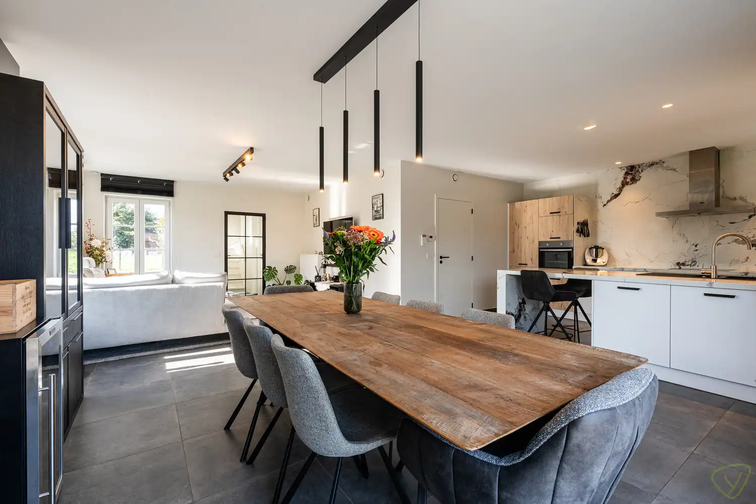 Moderne halfopen instpaklare woning met garage en tuin op aantrekkelijke locatie in Kaprijke - ideaal voor comfortabel wonen! foto 5