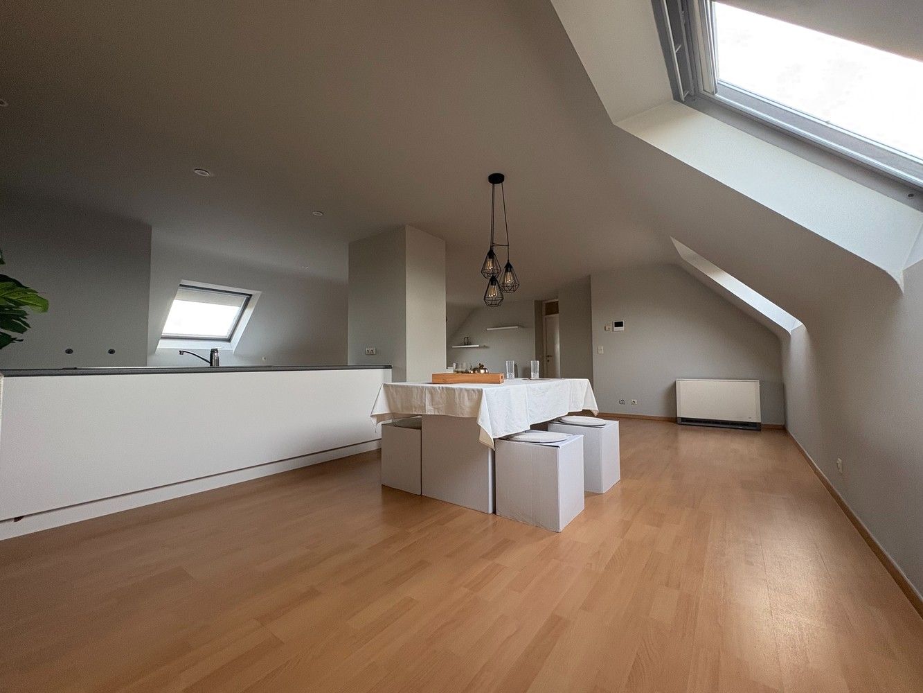 Uniek, ruime én lichtrijk appartement met 2 slpks! foto 3