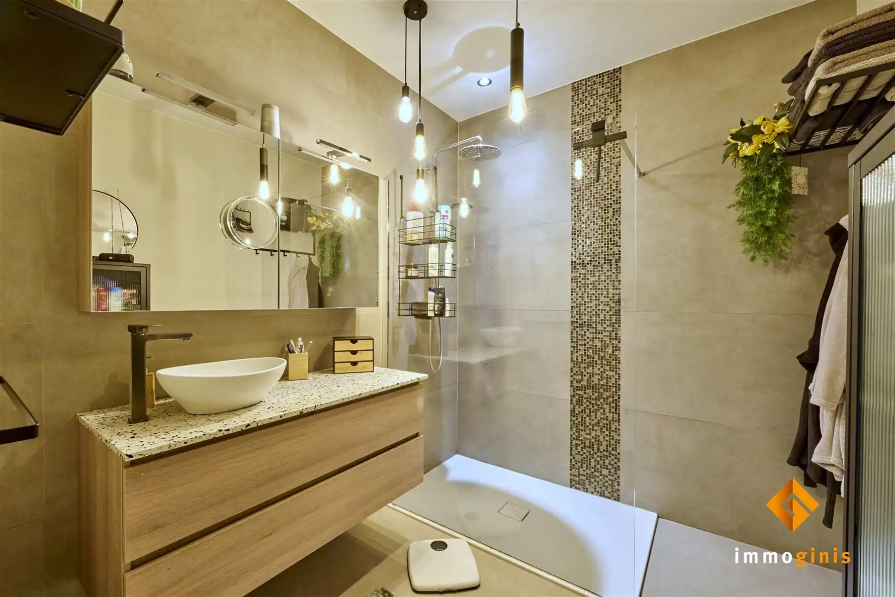 Luxueus 3-slaapkamerappartement met zéér ruim terras, gelegen op de 2e verdieping. foto 15