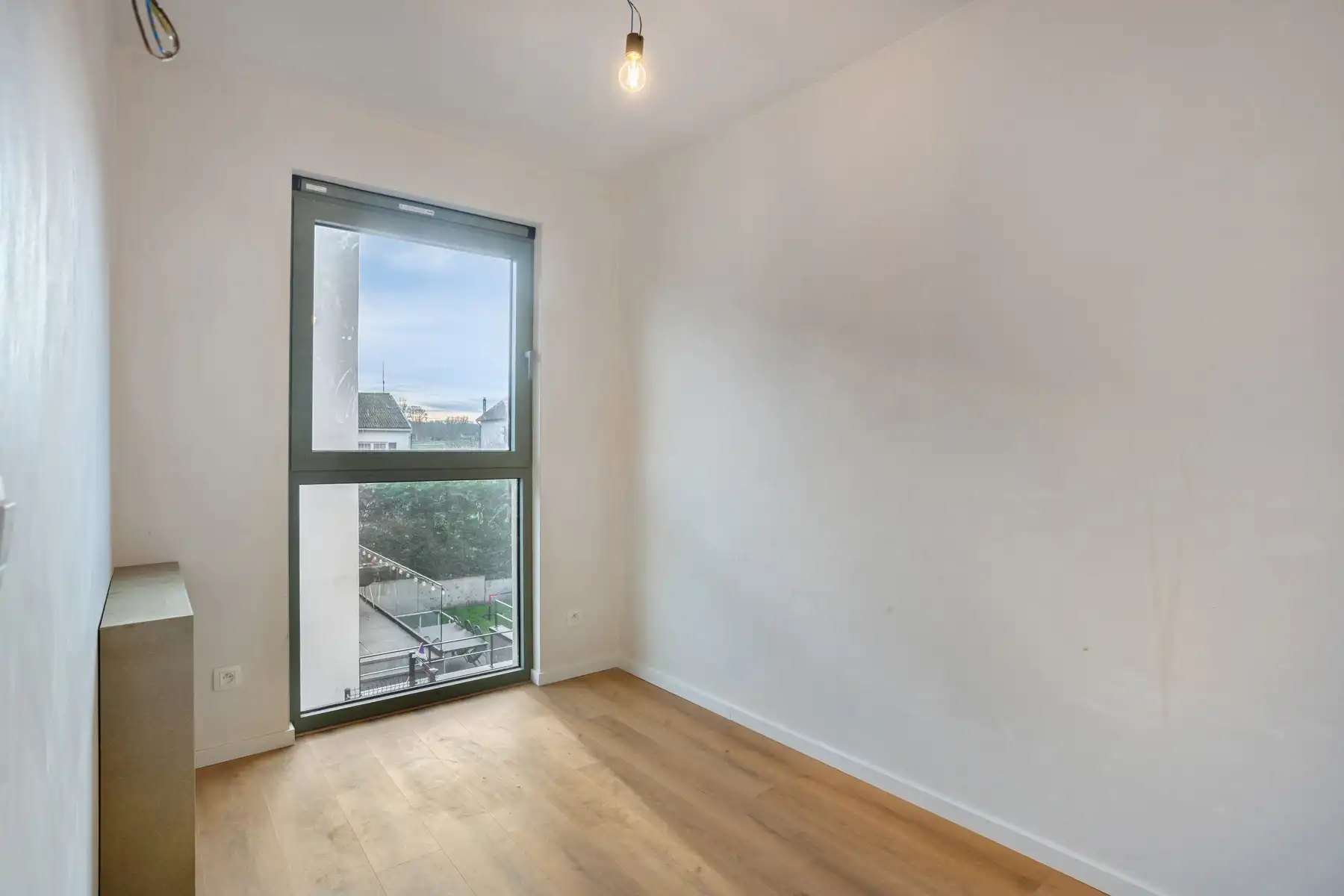 Afgewerkte nieuwbouwwoning met 4 slaapkamers foto 21