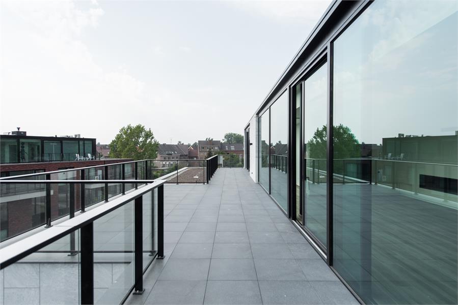 RECENT PENTHOUSE 150M² MET 2 SLP EN RUIM TERRAS VAN 80 m² NABIJ CENTRUM. foto 42