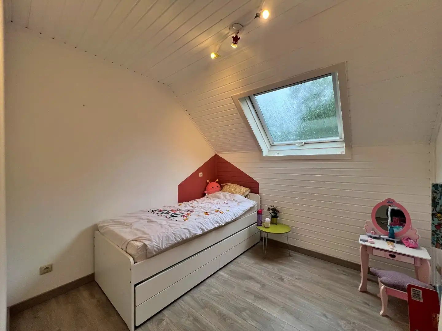 🏡 Halfopen woning met 3 slaapkamers en garage te huur in Mariakerke (Gent) foto 14