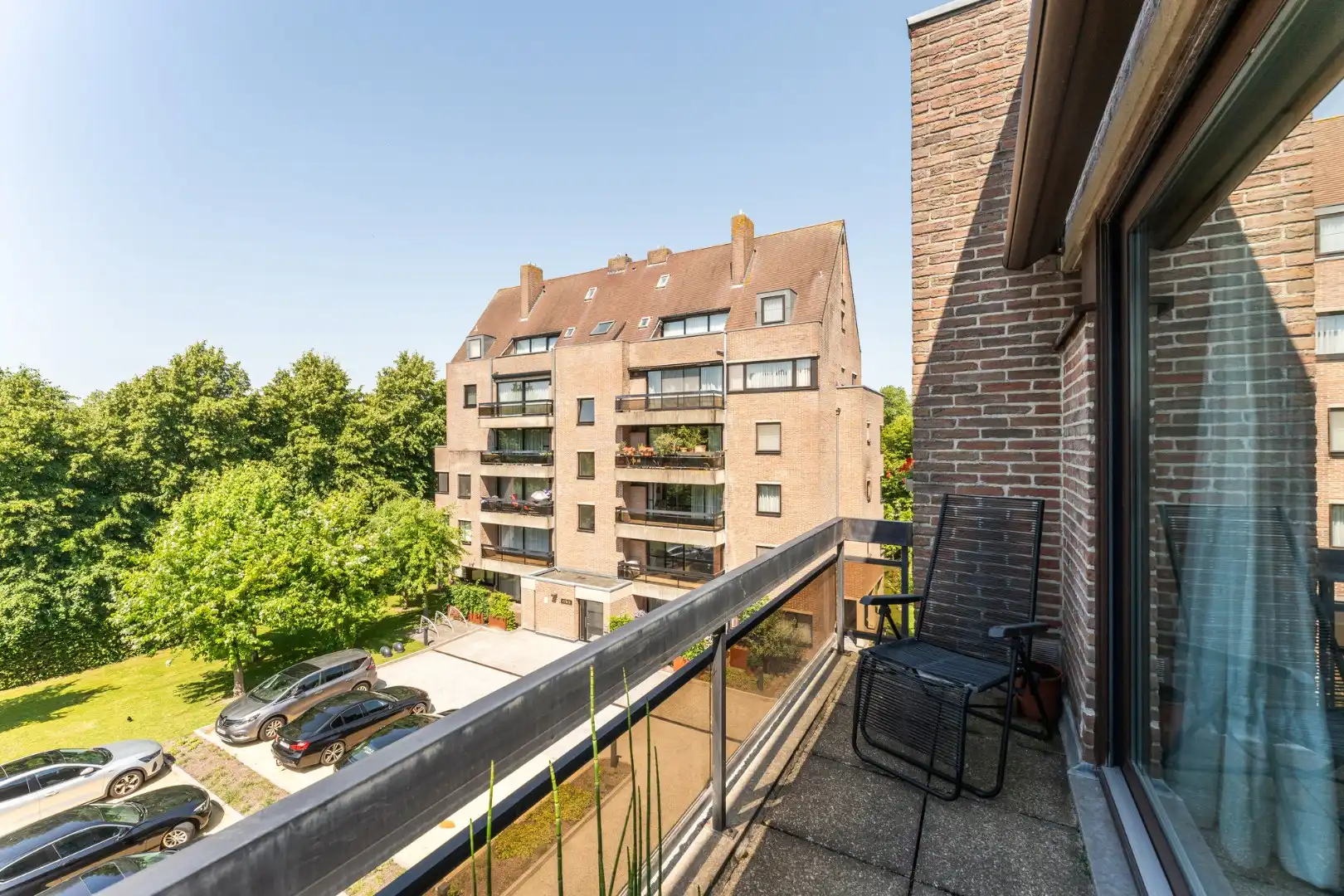Lichtrijk en instapklaar appartement met garage te Kristus-Koning foto 10