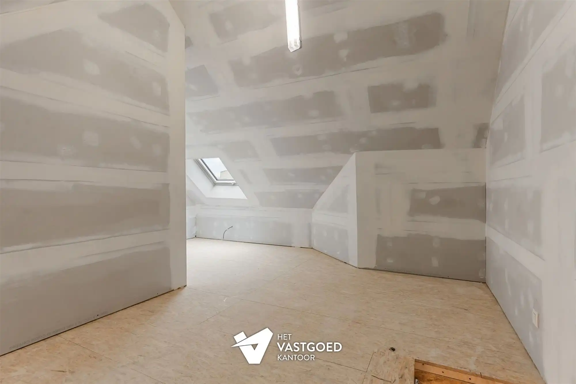 GOED ONDERHOUDEN APPARTEMENT MET 2 SLAAPKAMERS EN ONDERGRONDSE STAANPLAATS IN HET CENTRUM VAN LEOPOLDSBURG foto 19