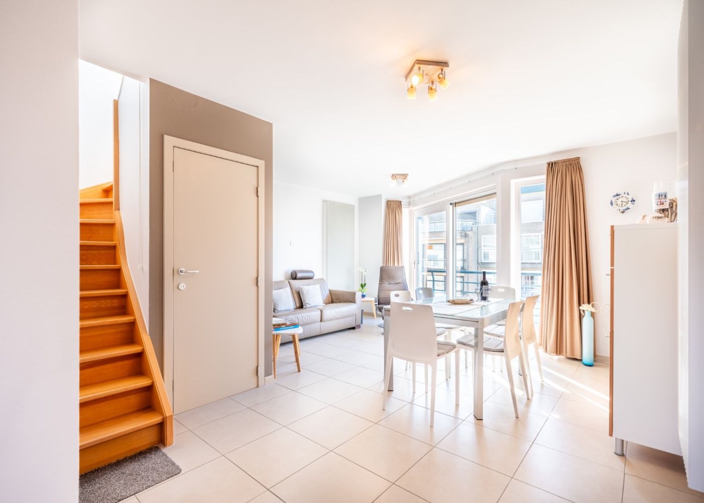 Penthouse met 2 slaapkamers en ruim zonneterras vlakbij zee foto 5