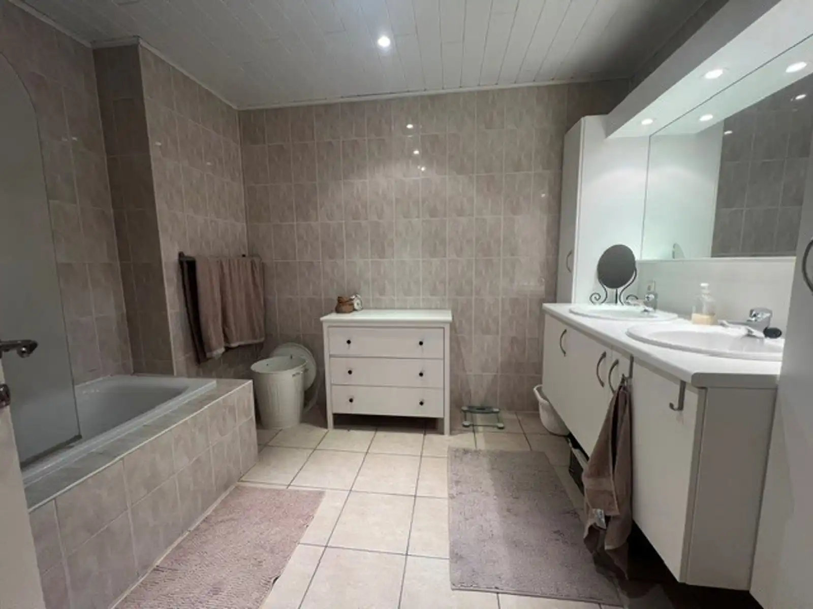 Bent u op zoek naar een comfortabel en goed onderhouden pand? foto 7