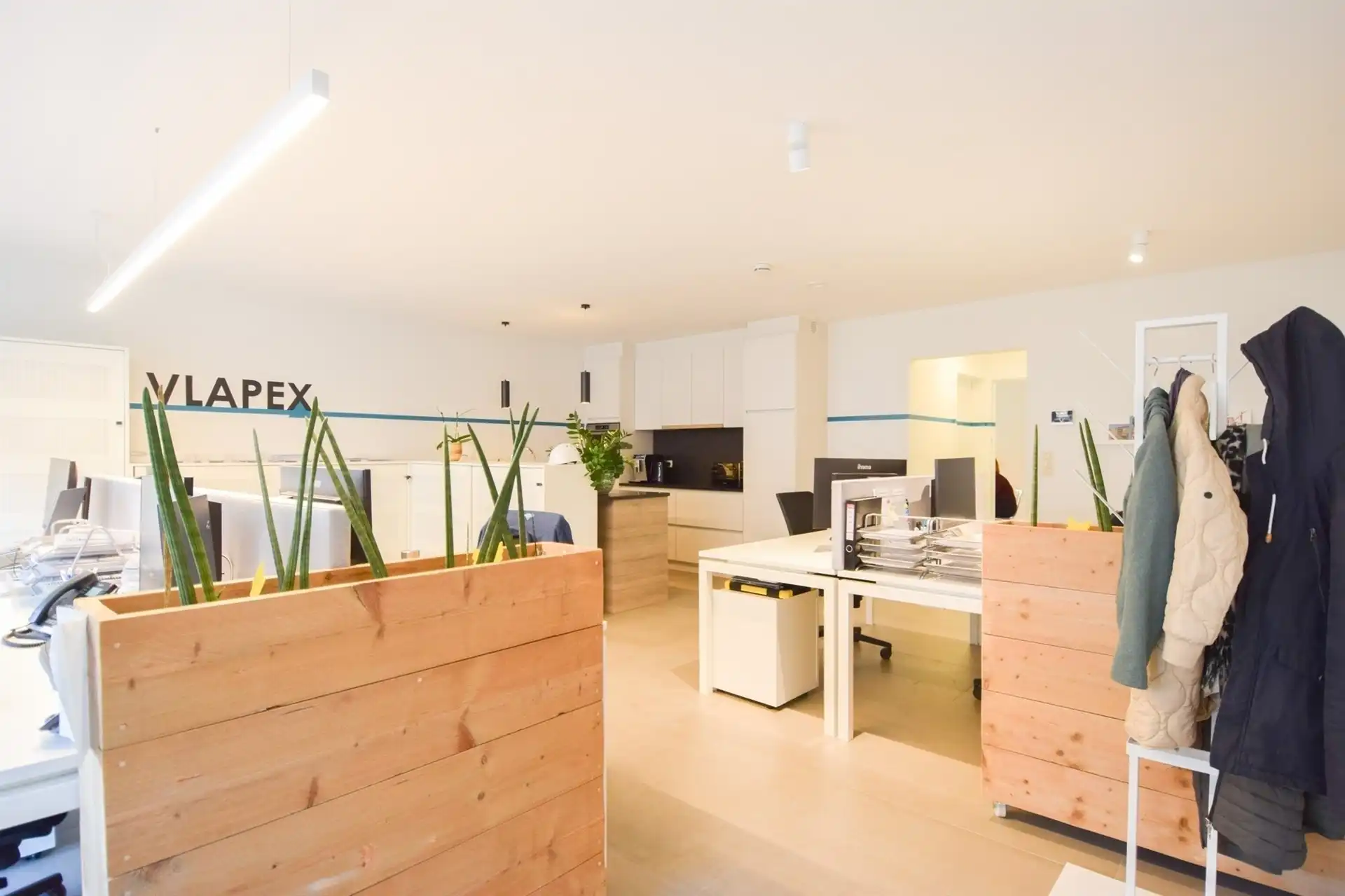 2-slaapkamerappartement in hartje van Sint-Gillis-Waas! foto 3