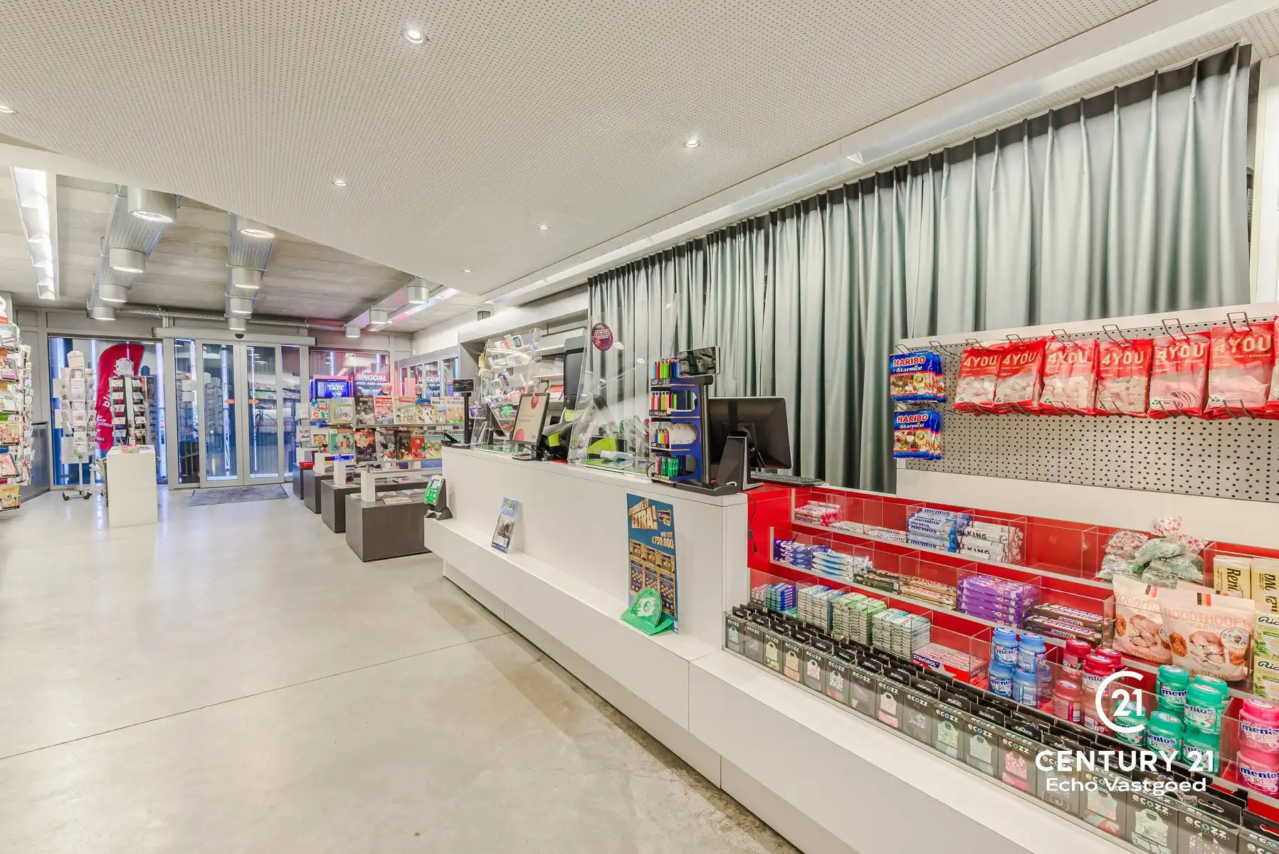 Instapklaar handelspand met duplex en tuin in Rijkevorsel foto 9