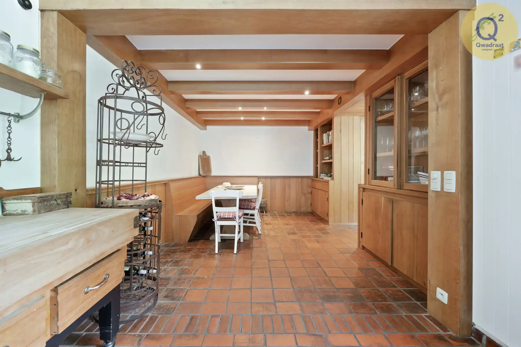 Rustig gelegen villa van met zwembad en poolhouse  foto 17