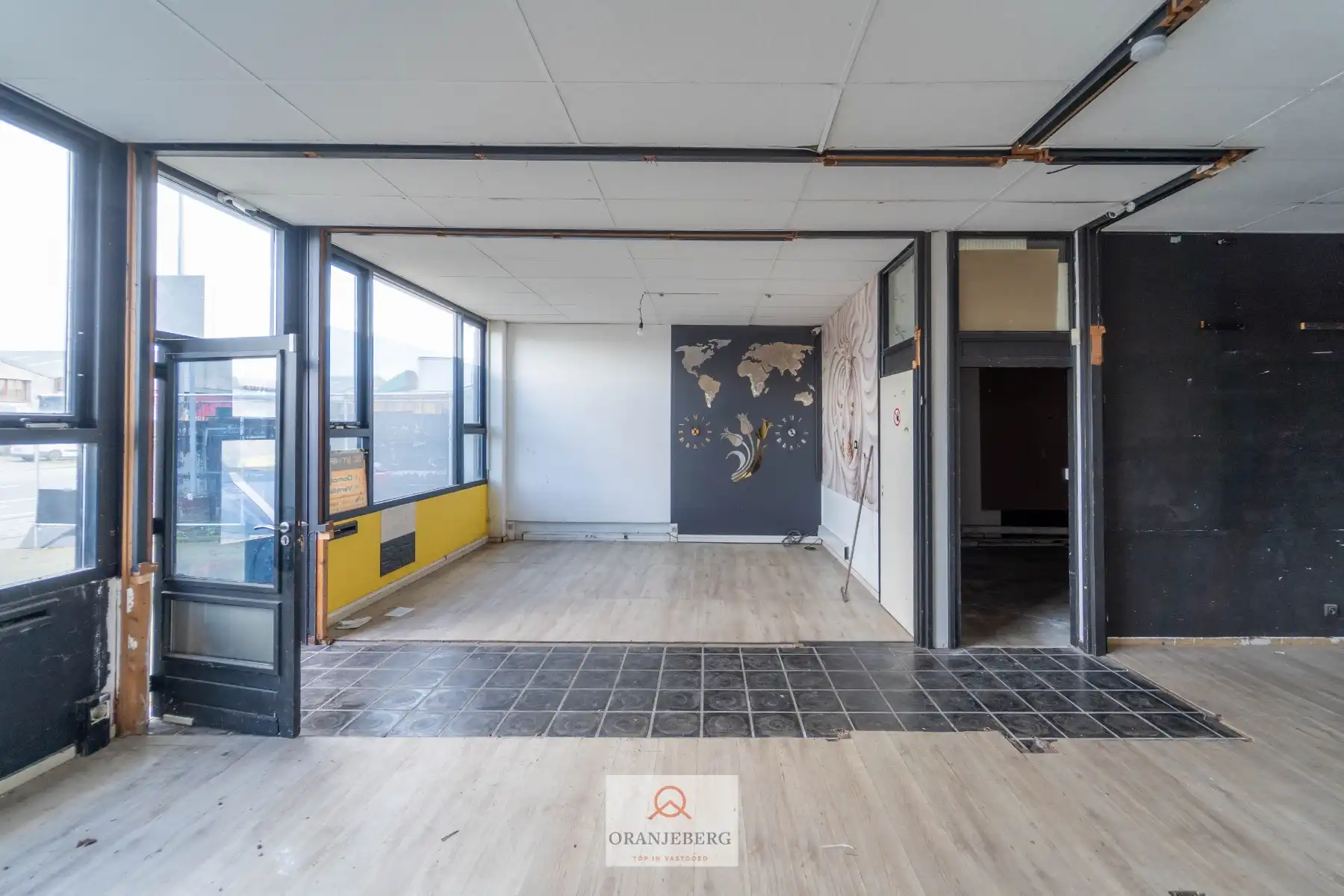 Magazijn te huur voor KORTE DUUR – 850 m² - op toplocatie Afrikalaan nabij Gent-Dampoort foto 17