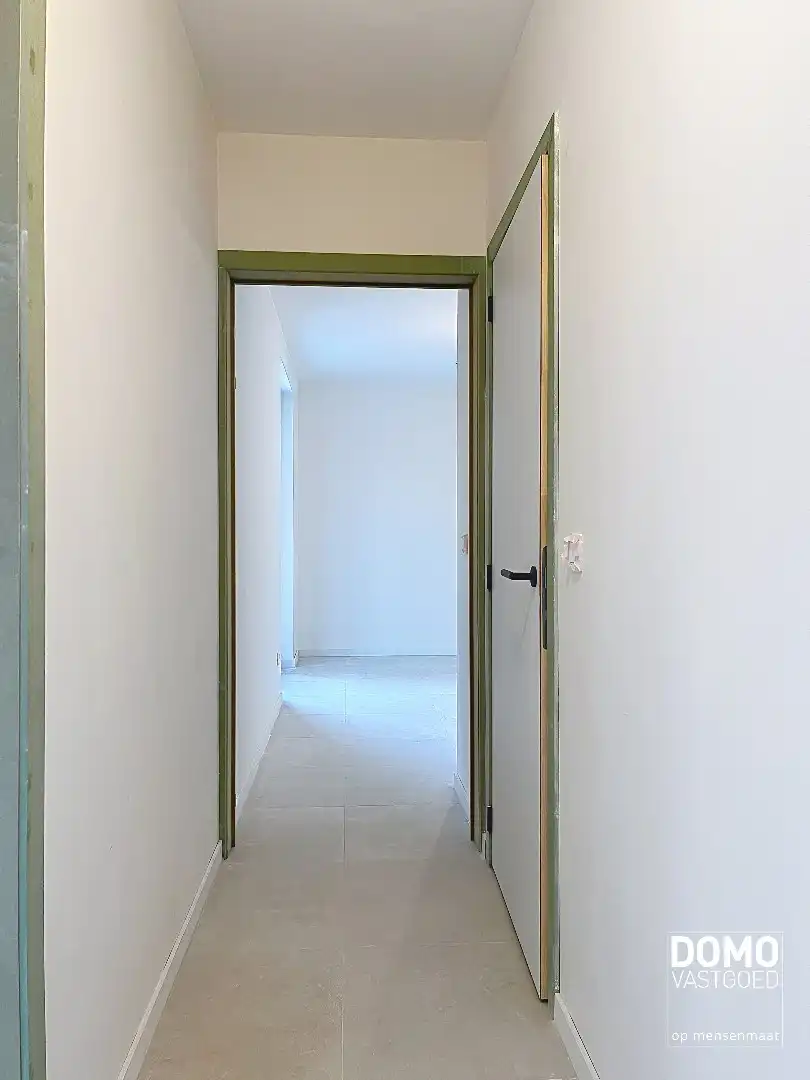 MODERN GELIJKVLOERS APPARTEMENT GELEGEN TE KERMT MET 2 SLAAPKAMERS EN RUIM TERRAS foto 6