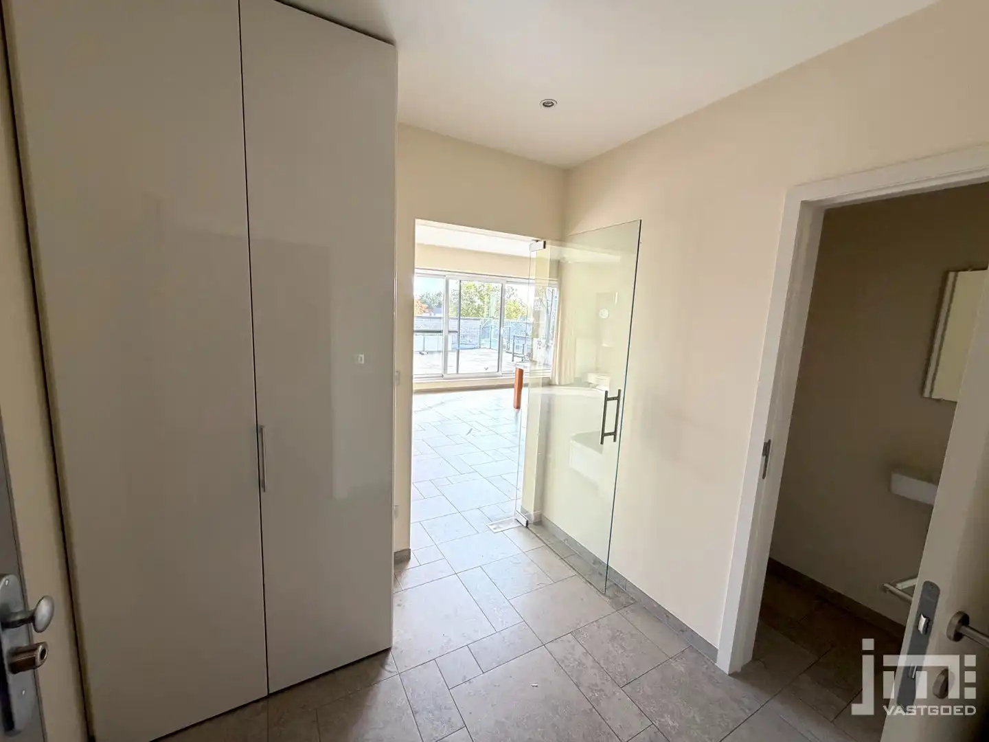 Penthouse met ondergrondse garagebox foto 2