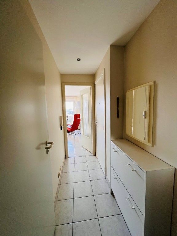 Rustig gelegen appartement met groot terras en open zicht foto 9