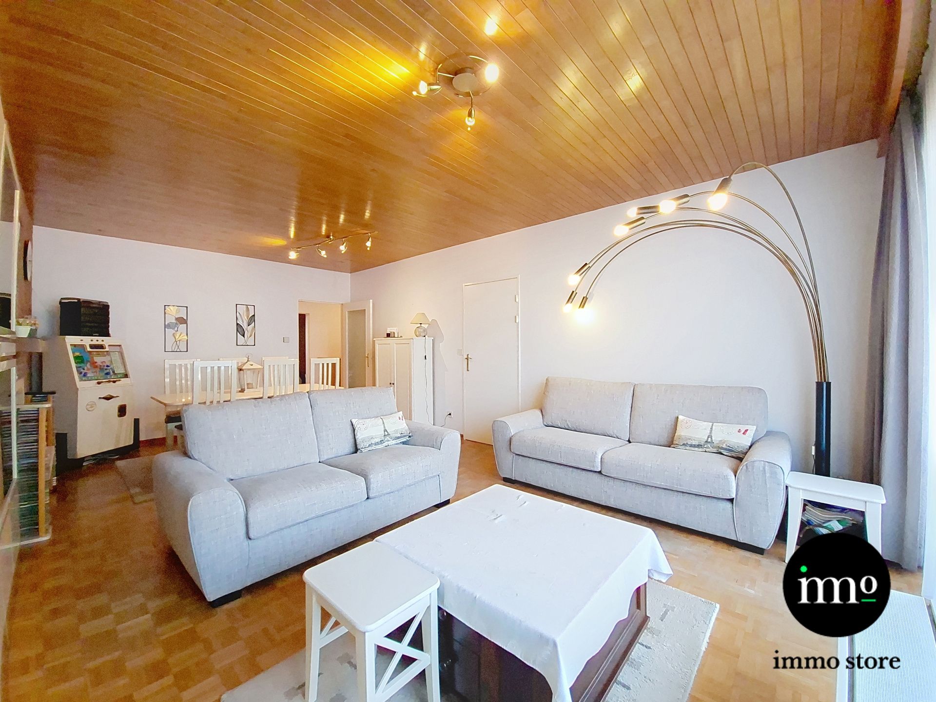 2-slaapkamerappartement met 2 terrassen en 2 parkings foto 2