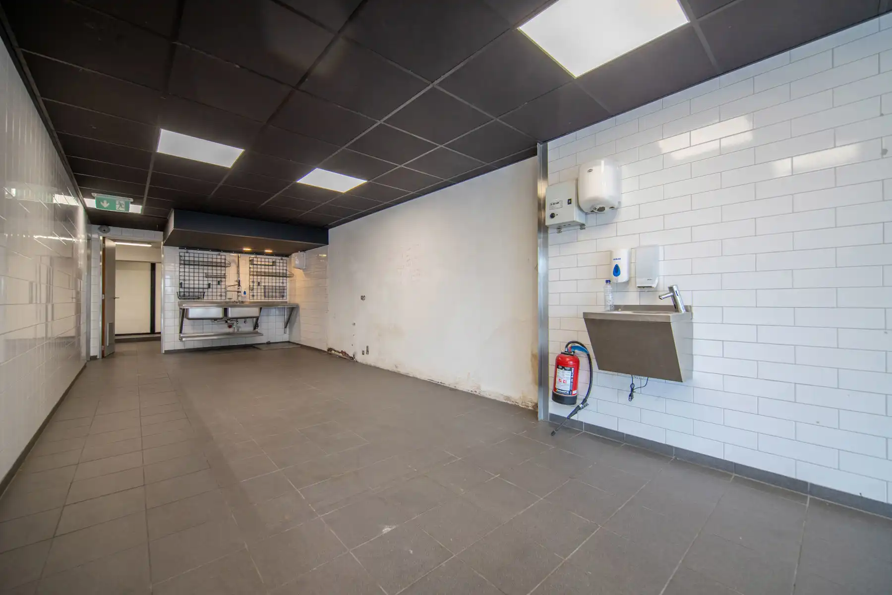 Commercieel gelijkvloers te Aartselaar.&nbsp; foto 3