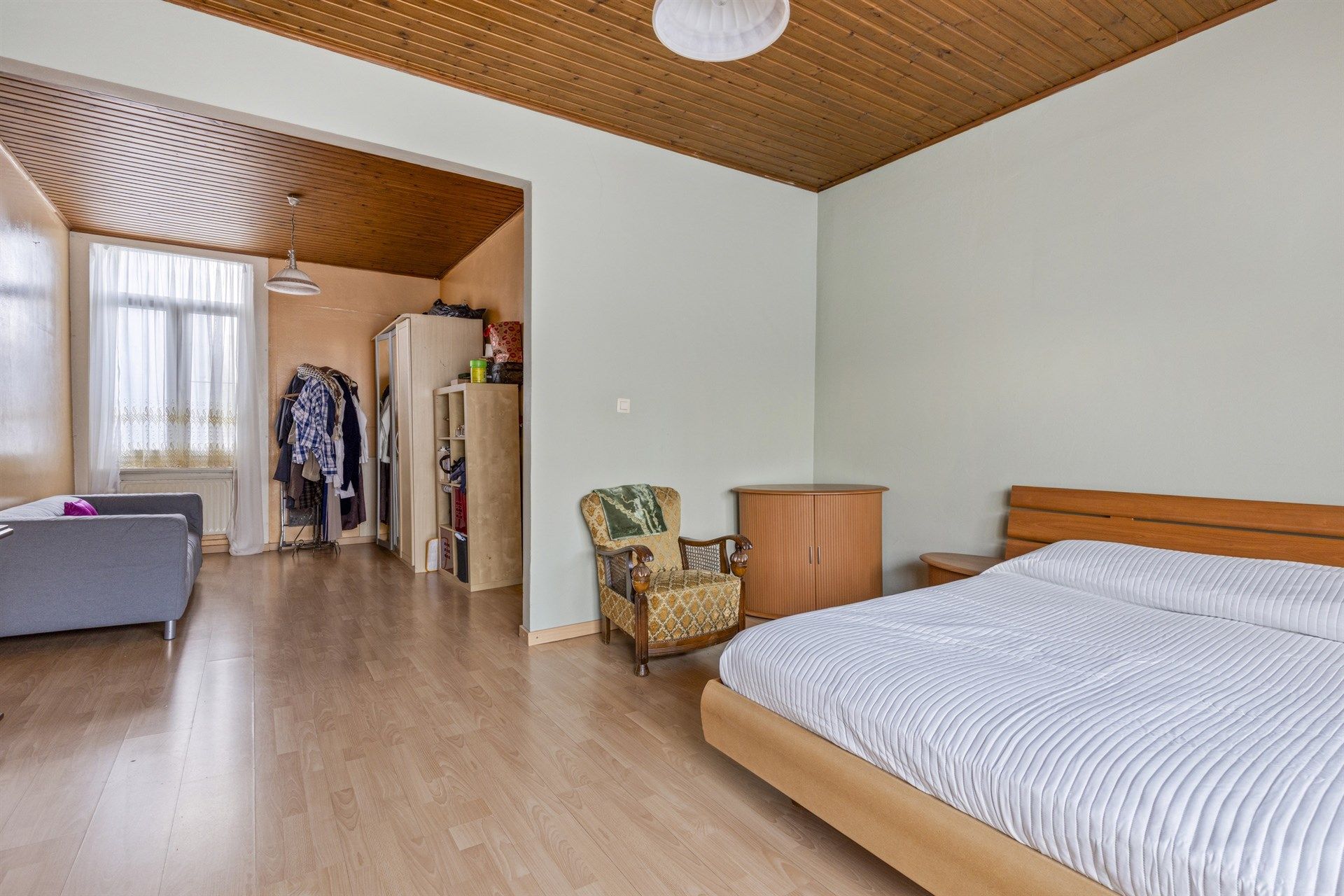 Ruime woning met 4 slaapkamers te koop in Hoboken  foto 19