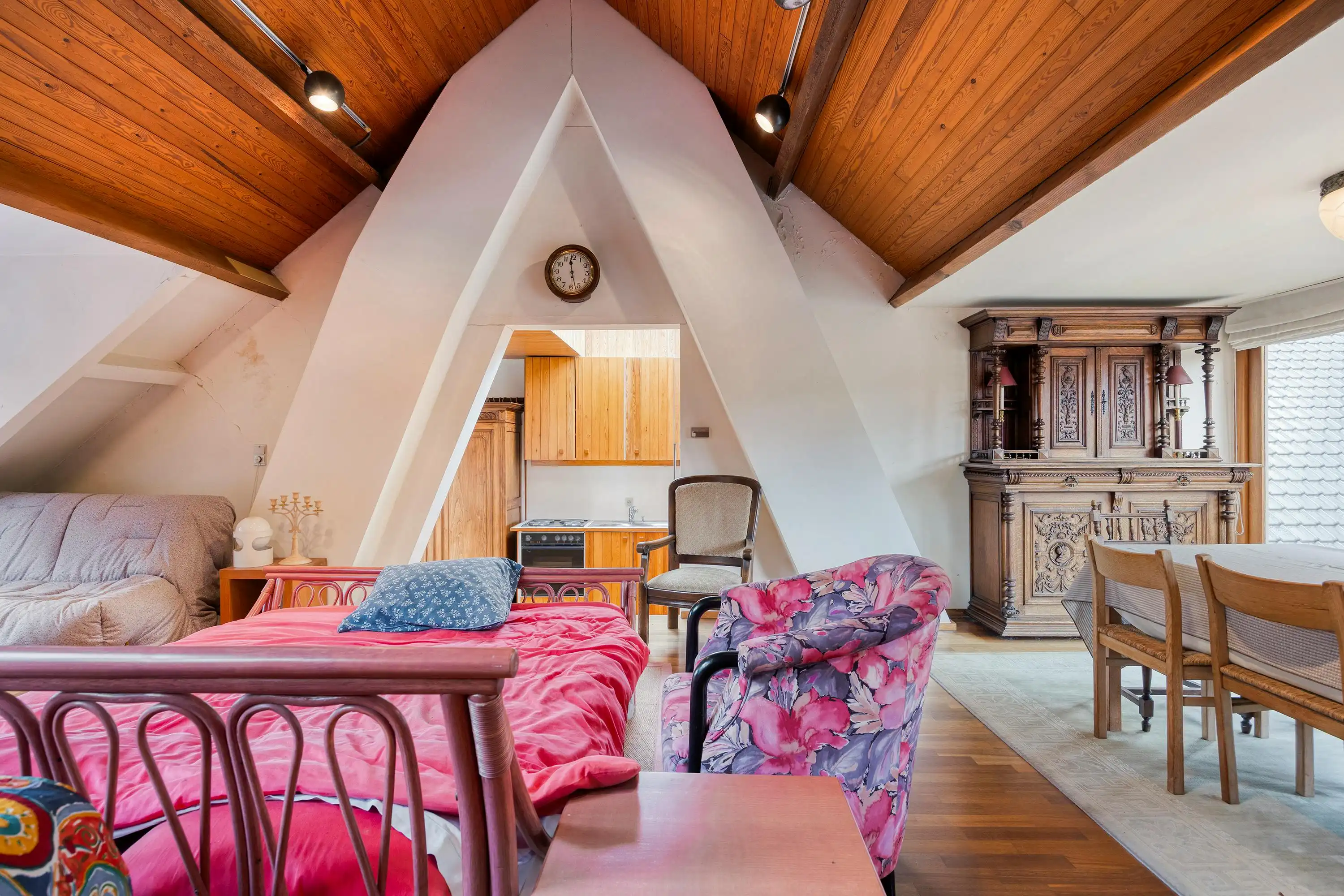 Karaktervolle, te renoveren woning te koop te Essen-Heikant! foto 25