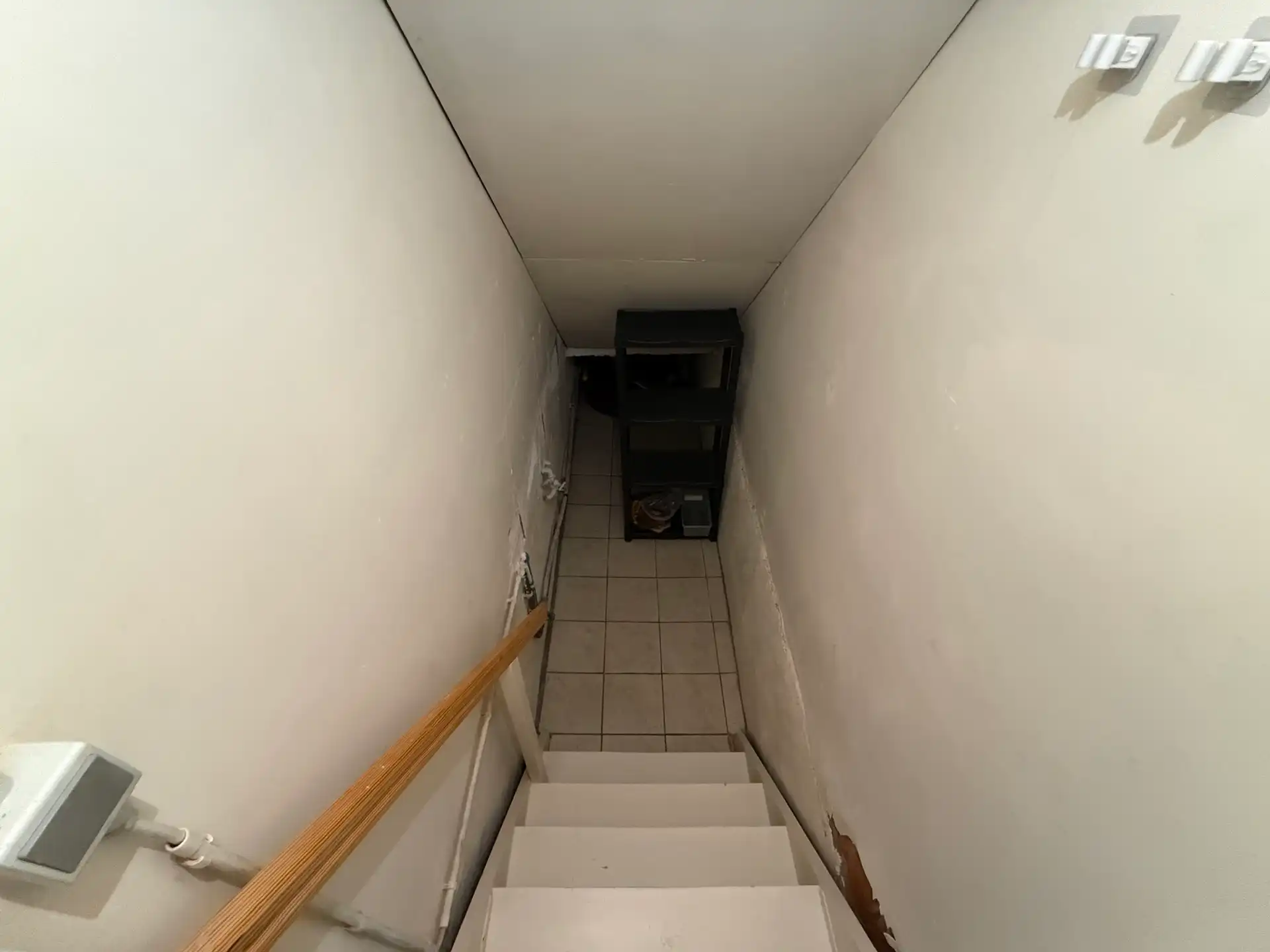 SCHELLEBELLE - Gelijkvloers appartement met tuintje. foto 12