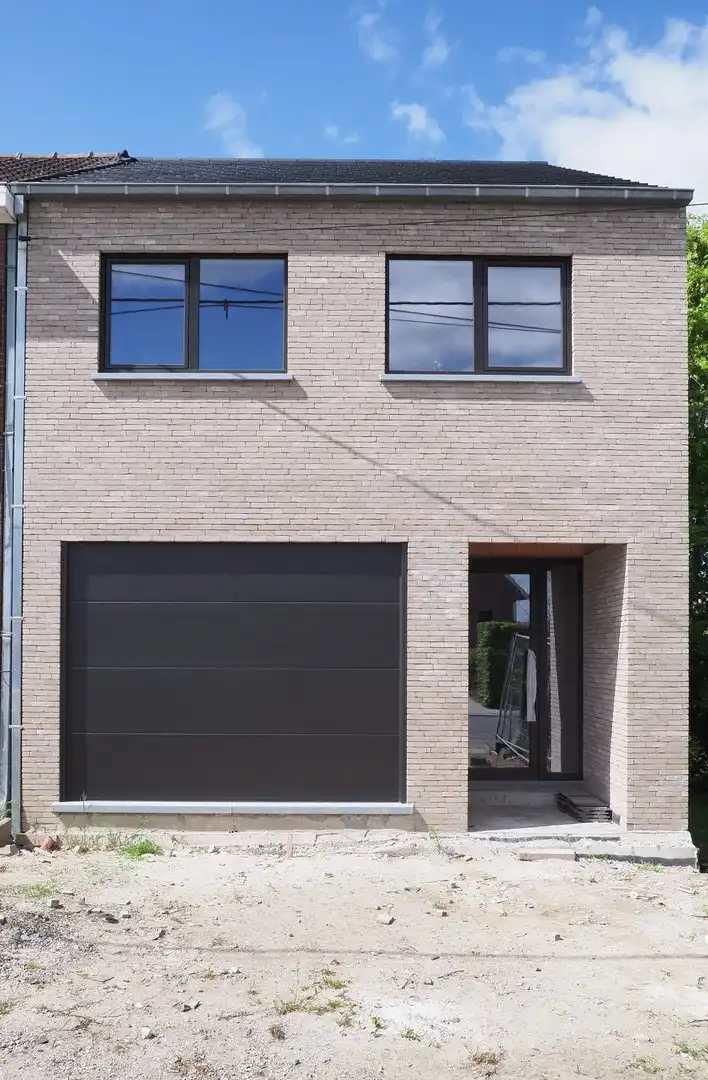 Unieke halfopen woning op een mooie ligging in de Klijtberg te Vichte met 3 kamers en gezellige tuin. foto 8