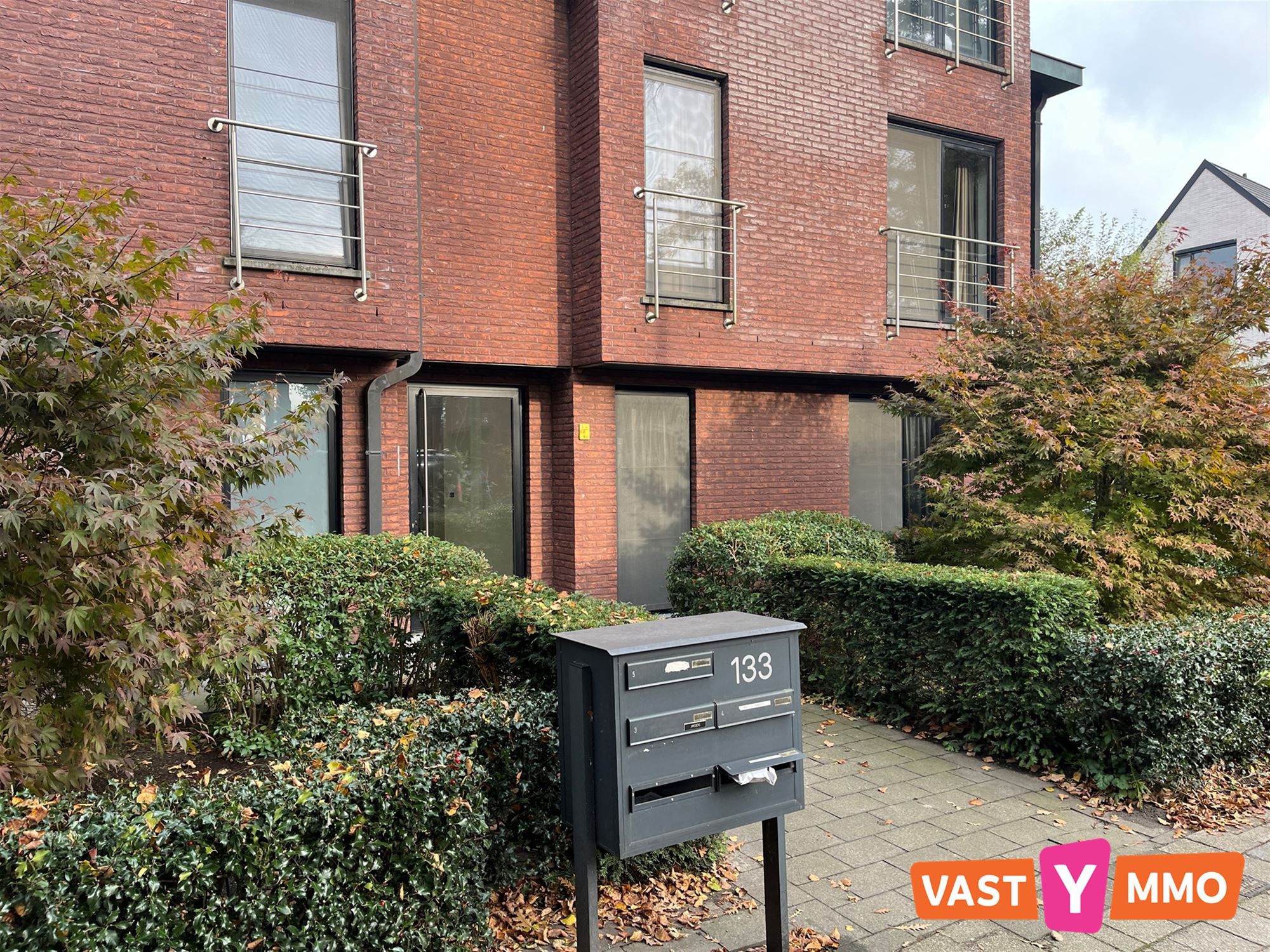 Appartement met tuin foto {{pictureIndex}}