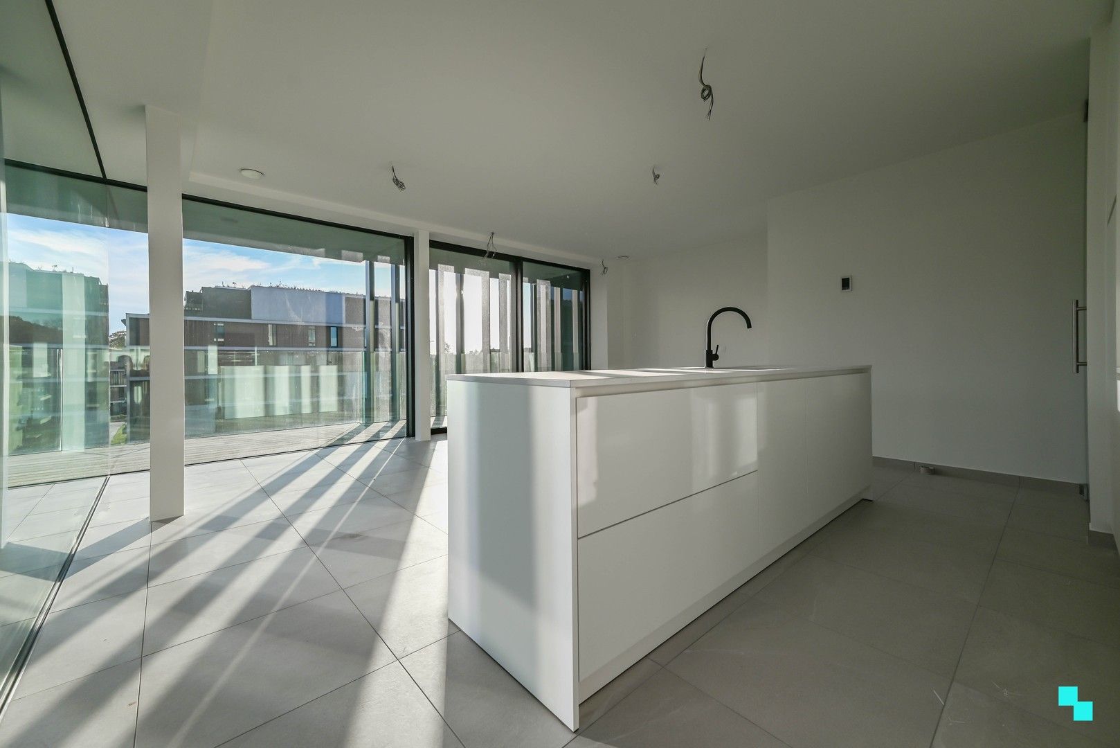 Hoekappartement in blok VI van residentie Blauwpoorte foto 9