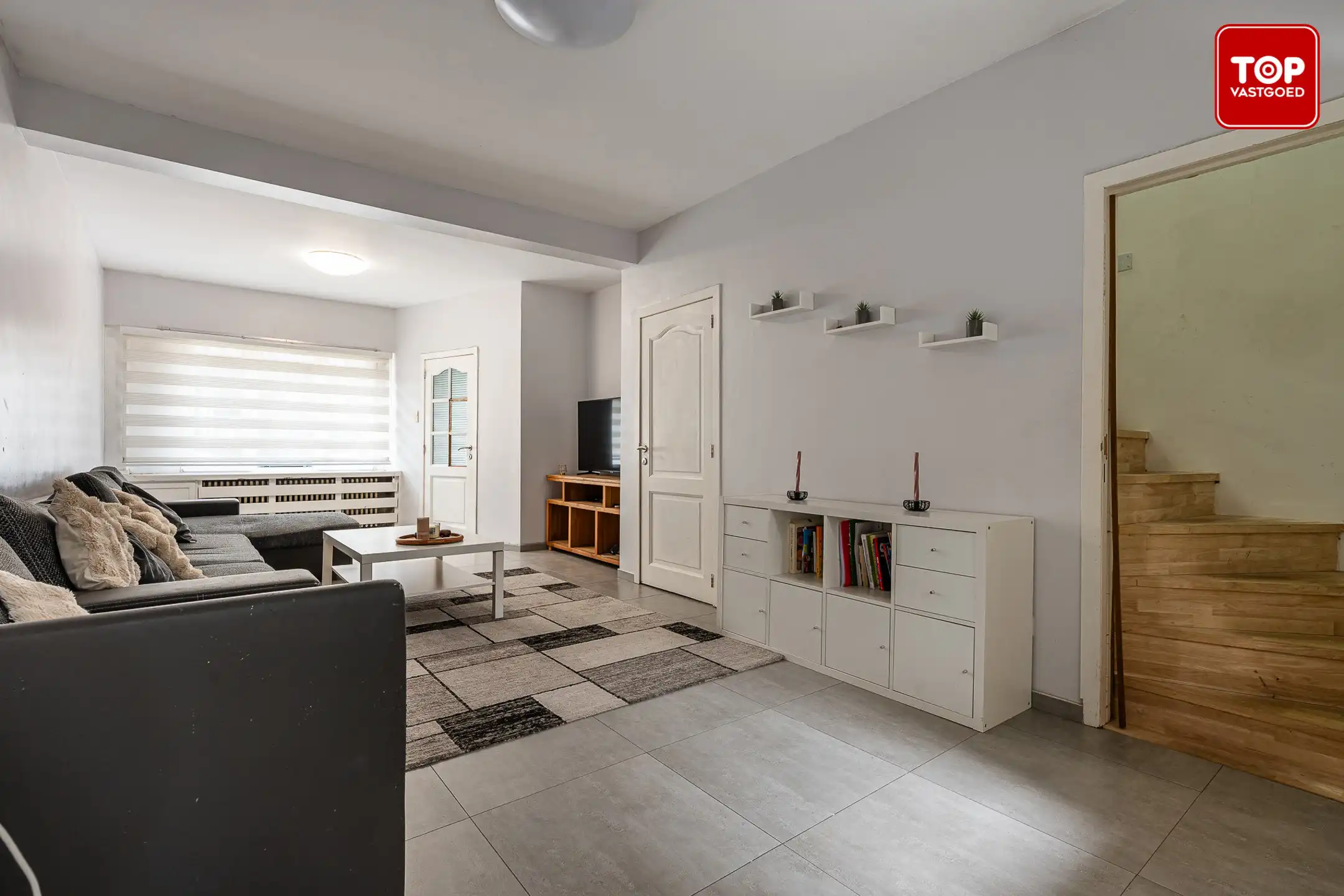 Woning met 4 slaapkamers met alles op wandelafstand.  foto 24