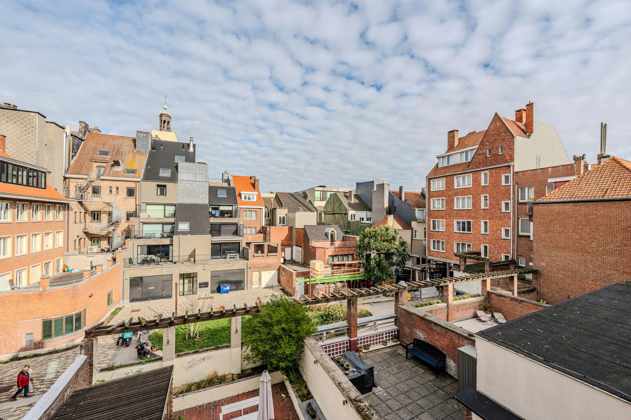 Instapklaar 2-slaapkamerappartement in centrum Oostende foto 2