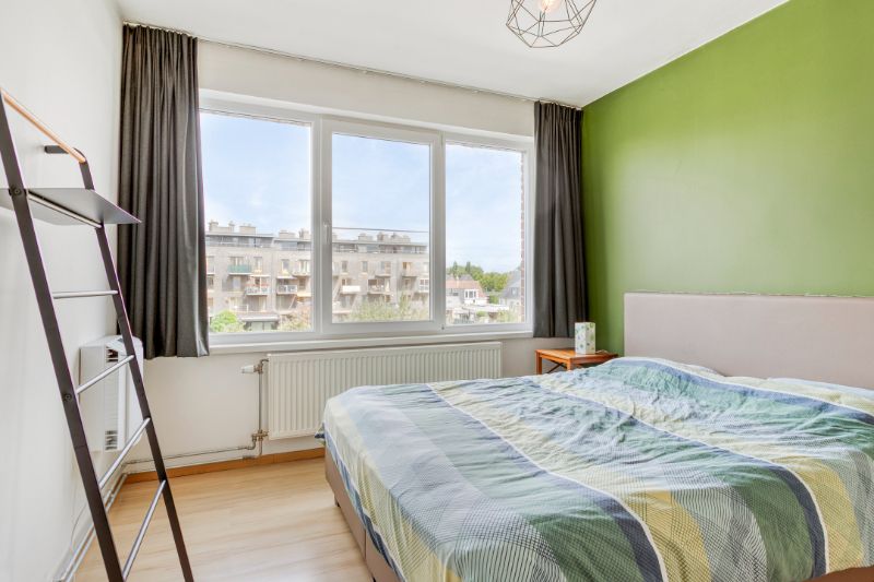 Volledig gerenoveerd 2-slaapkamer appartement op een rustige ligging foto 6