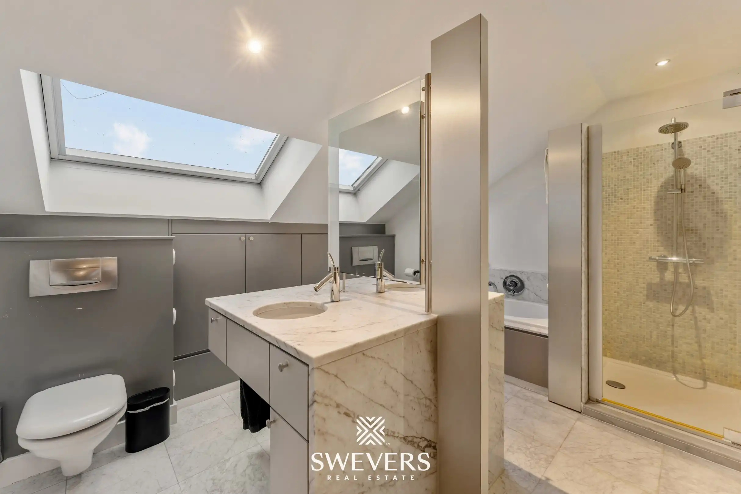 Ruime instapklare gezinswoning met zwembad en sauna in het hart van Bolderberg foto 23