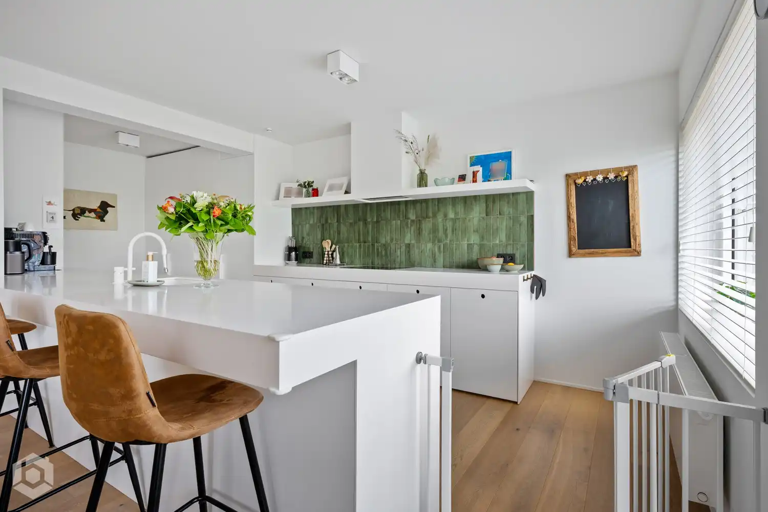 Ruime penthouse met 2 slpkrs, royaal dakterras en ruime garage foto 5