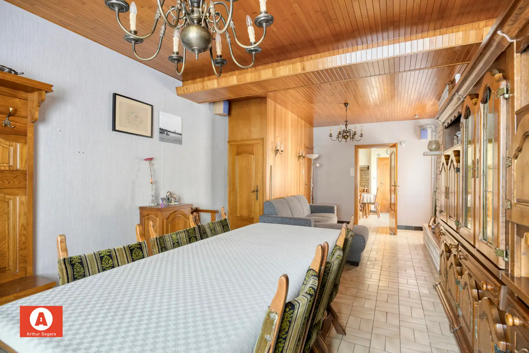 Te renoveren woning nabij centrum Buggenhout foto 4