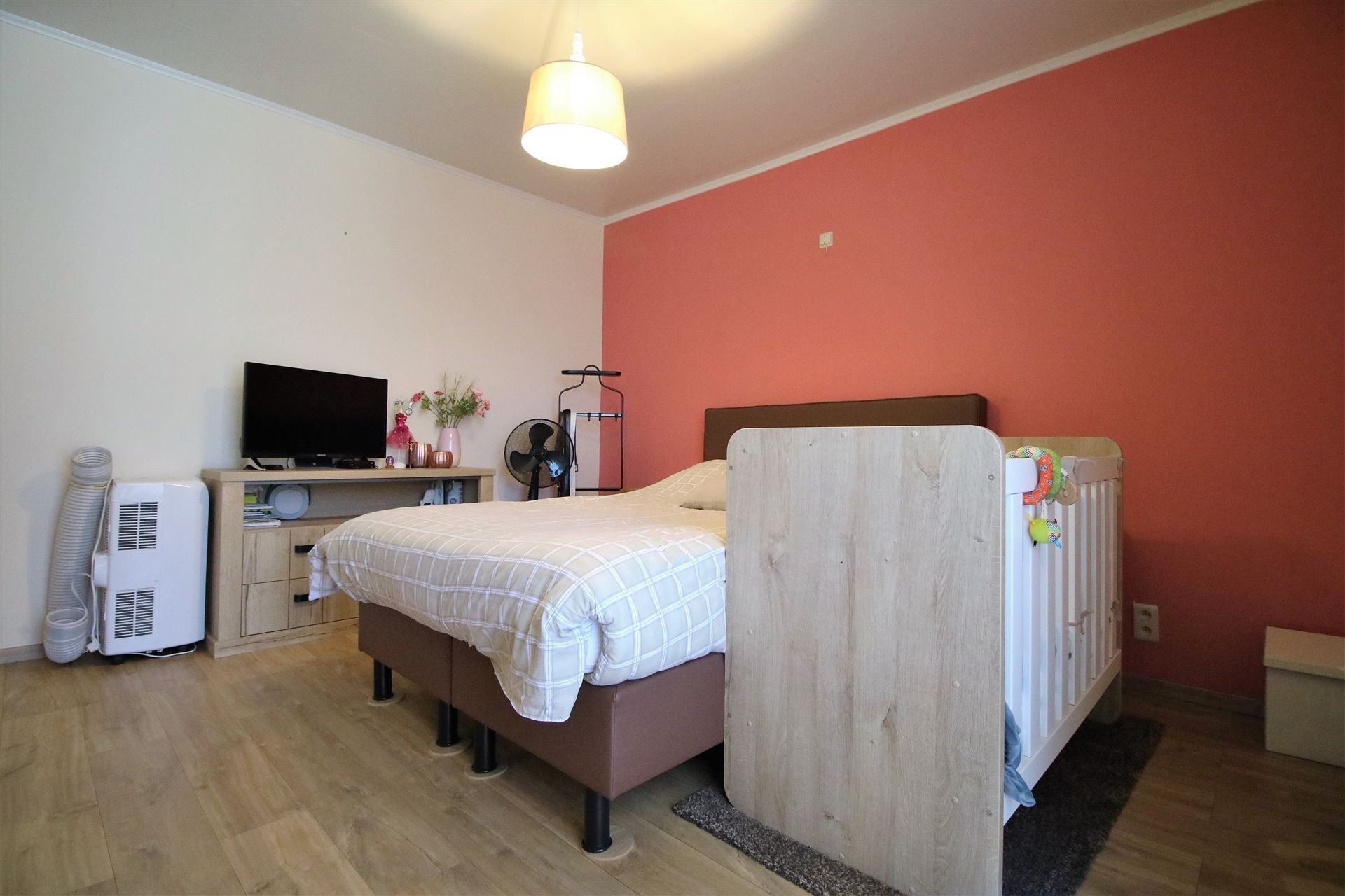 Instapklare woning in het centrum foto 14