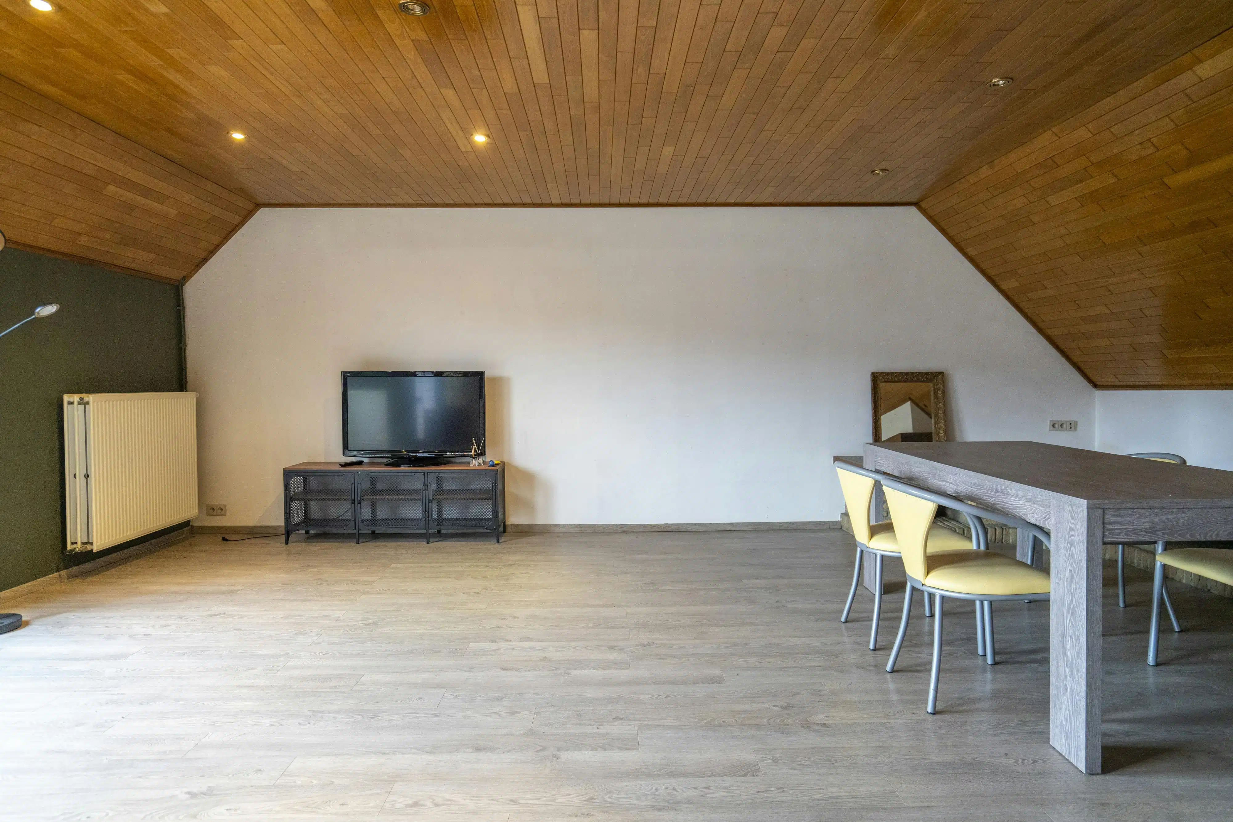 Commercieel interessant pand met woonst in Rekkem foto 7