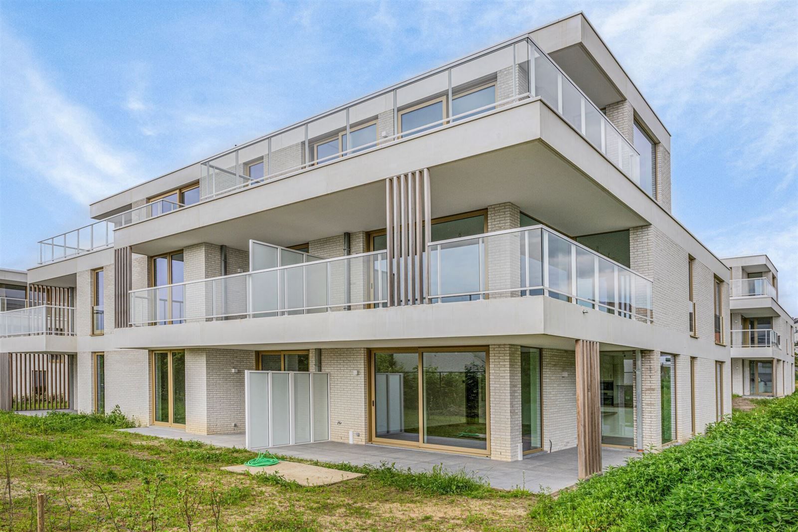 Prachtig energiezuinig nieuwbouwappartement met 3 slaapkamers, terras en garage foto 20