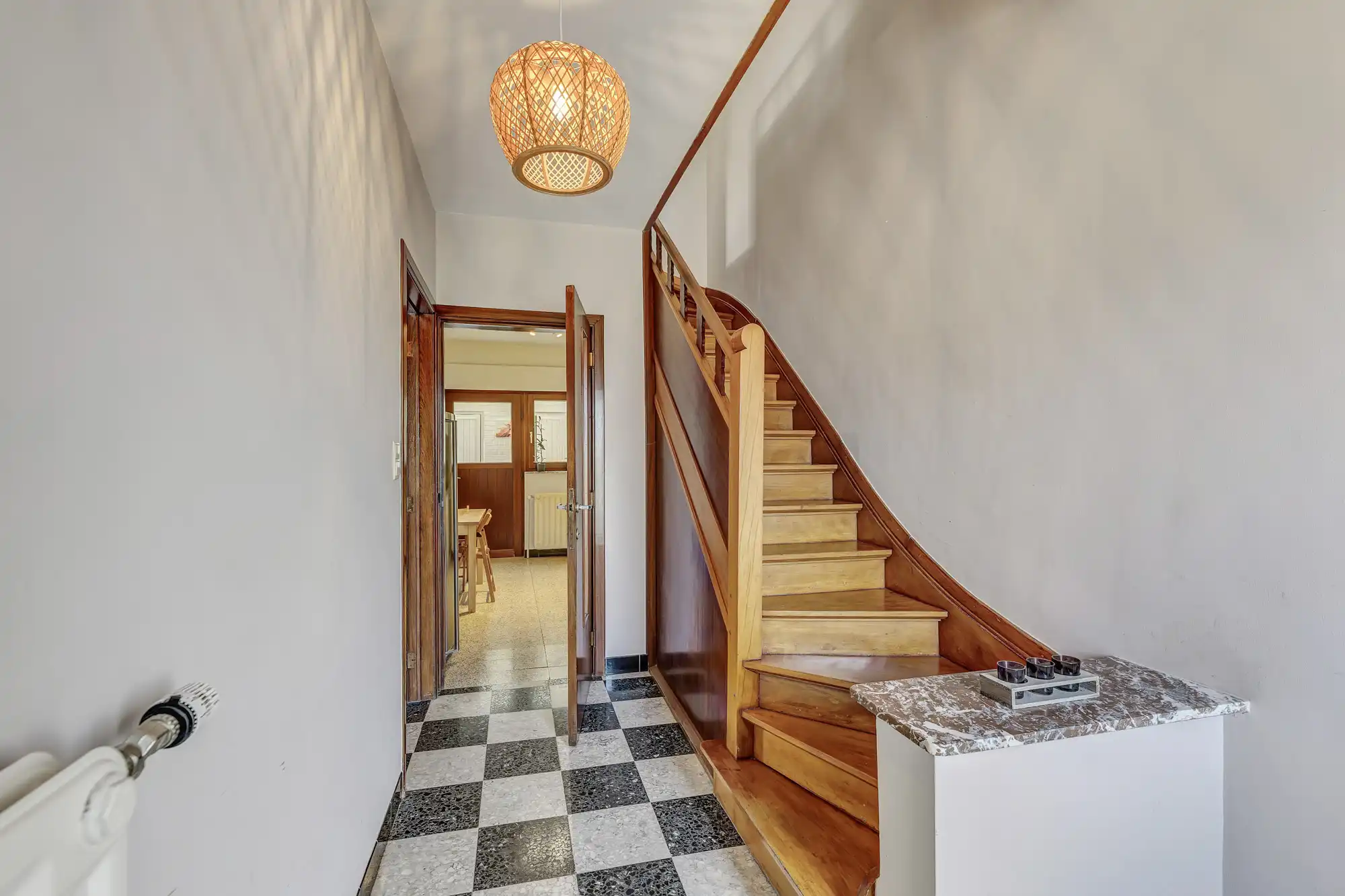 Karaktervolle hlafopen bebouwing met 3 slaapkamers in Ternat foto 2