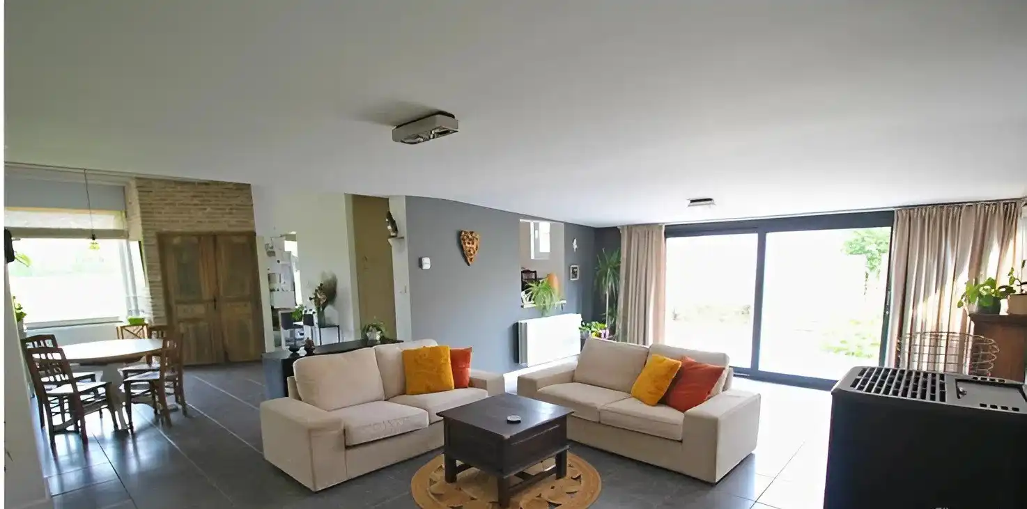 Charmante woning in zalige tuin met gastenverblijf! foto 4