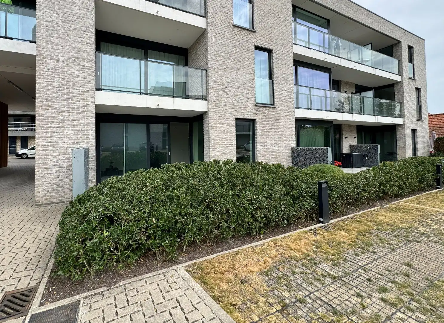 Appartement met 1 slaapkamer en parkeerplaats te Westrozebeke foto {{pictureIndex}}