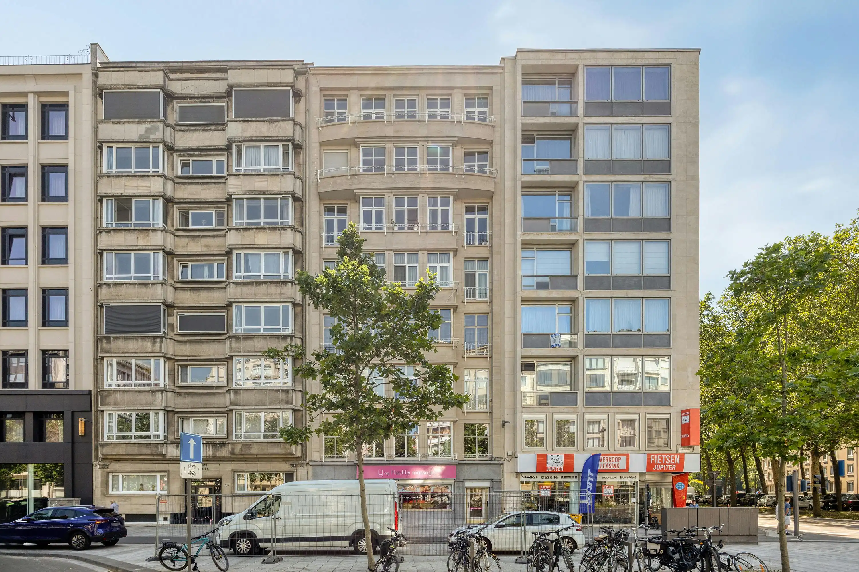 Uniek appartement (ca. 172m²) te koop in centrum Antwerpen foto 6