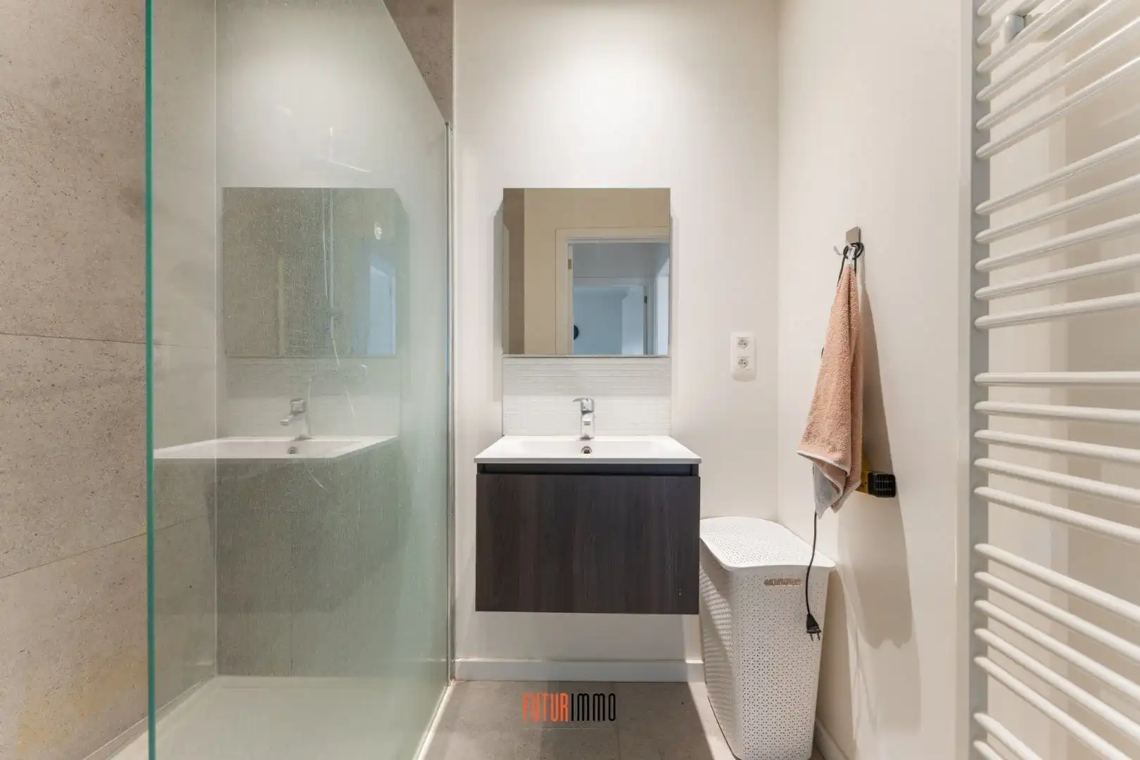 Modern 2-slpk appartement in hartje Rumbeke foto 9