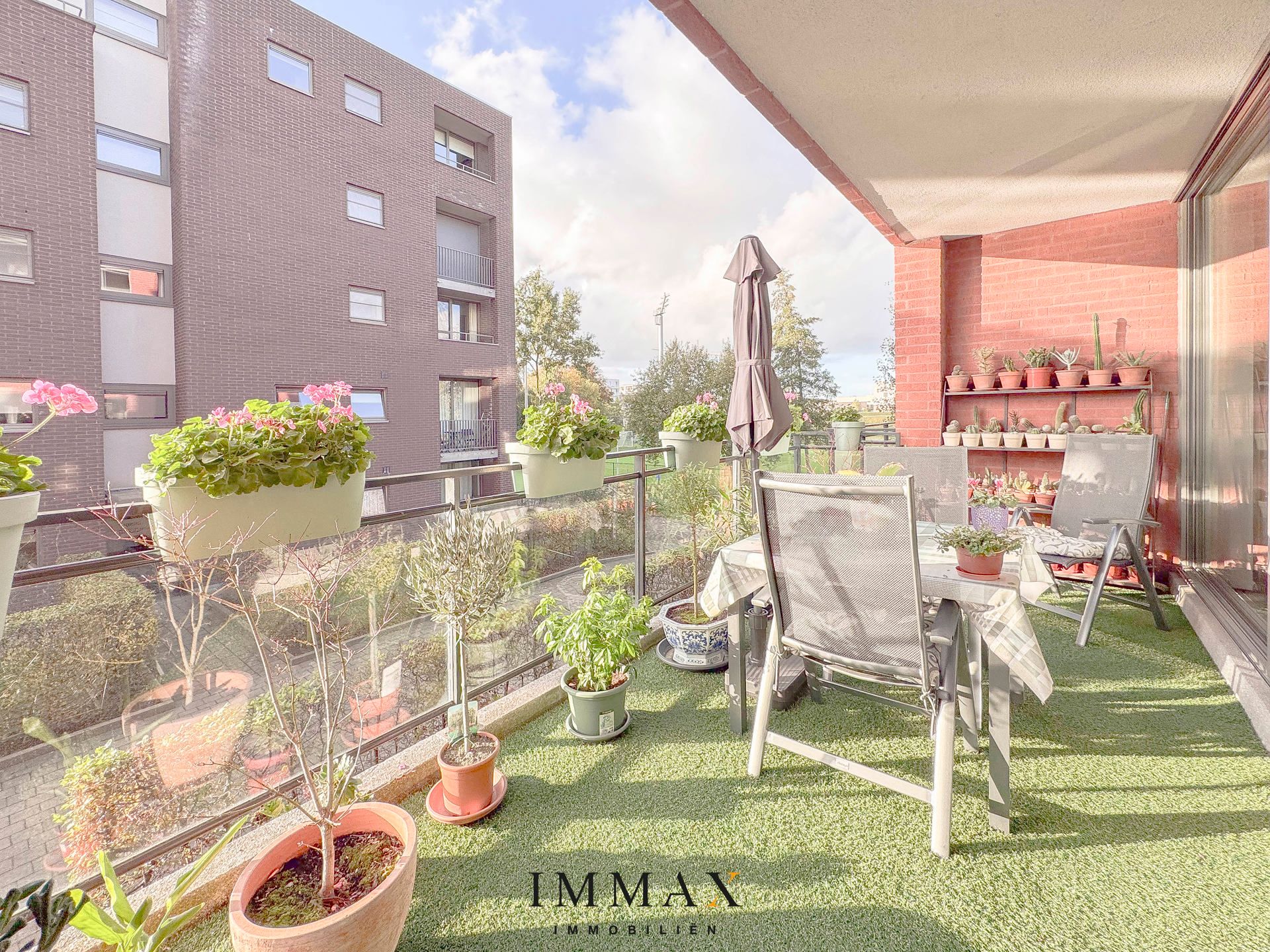 Mooi gelegen instapklaar appartement met ruim terras foto {{pictureIndex}}