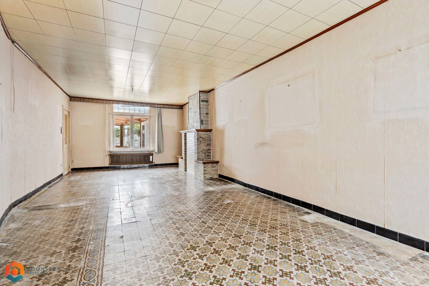 Te renoveren woning met 3 ruime slpkrs in centrum Onze-Lieve-Vrouw-Waver foto 2