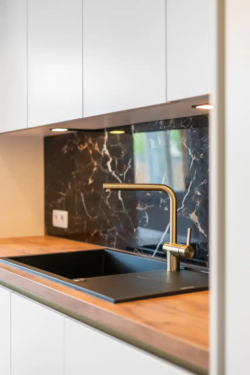 Instapklare gezinswoning met 5 slaapkamers en tuin foto 7