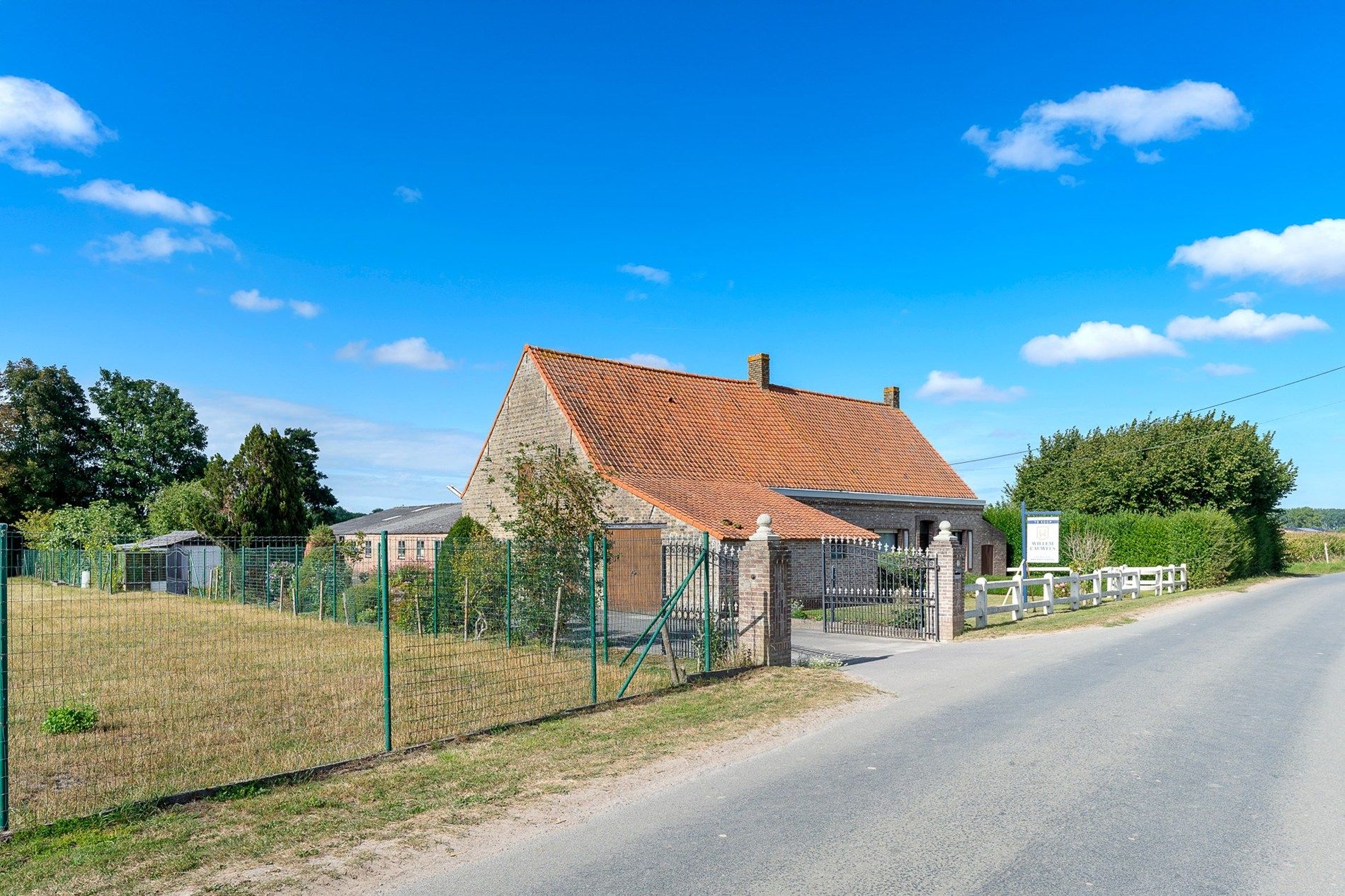 Hoeve schitterend gelegen te Damme foto 6