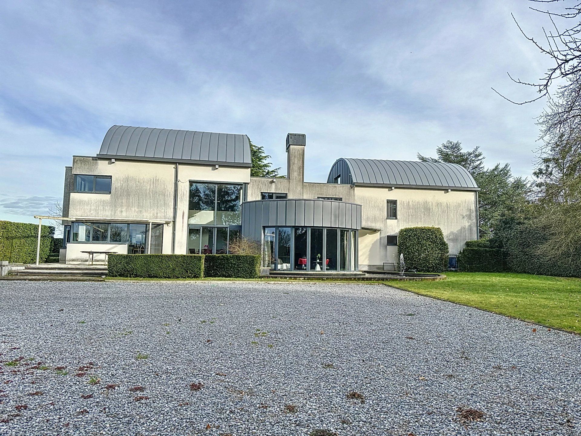 Unieke moderne woning met een dubbele bestemming op een perceel van 29a24ca. foto 71