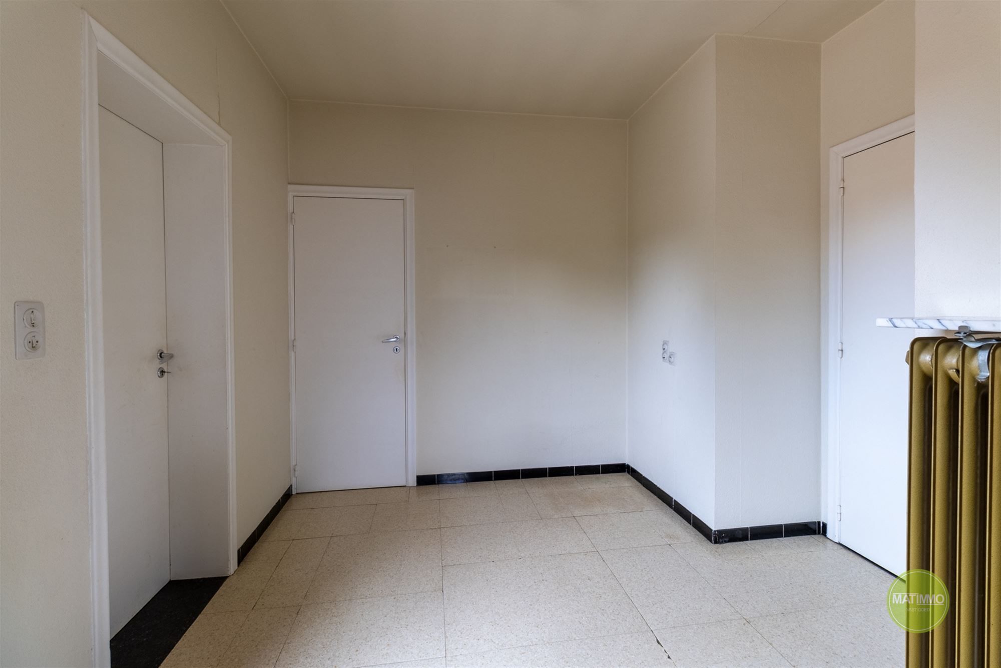 Vrijstaande laagbouwwoning met grote tuin in Mol-rauw foto 10