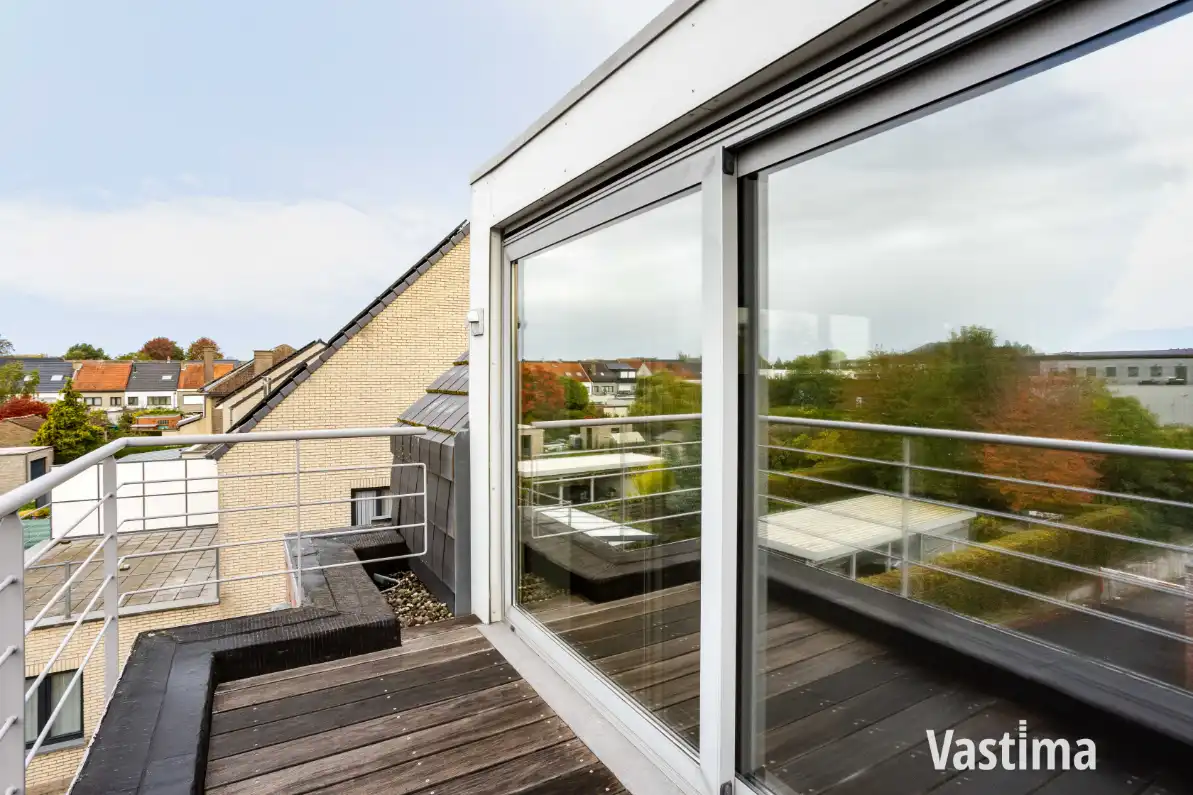 Instapklaar 2-slaapkamerappartement met zuidgericht terras én garage foto 16