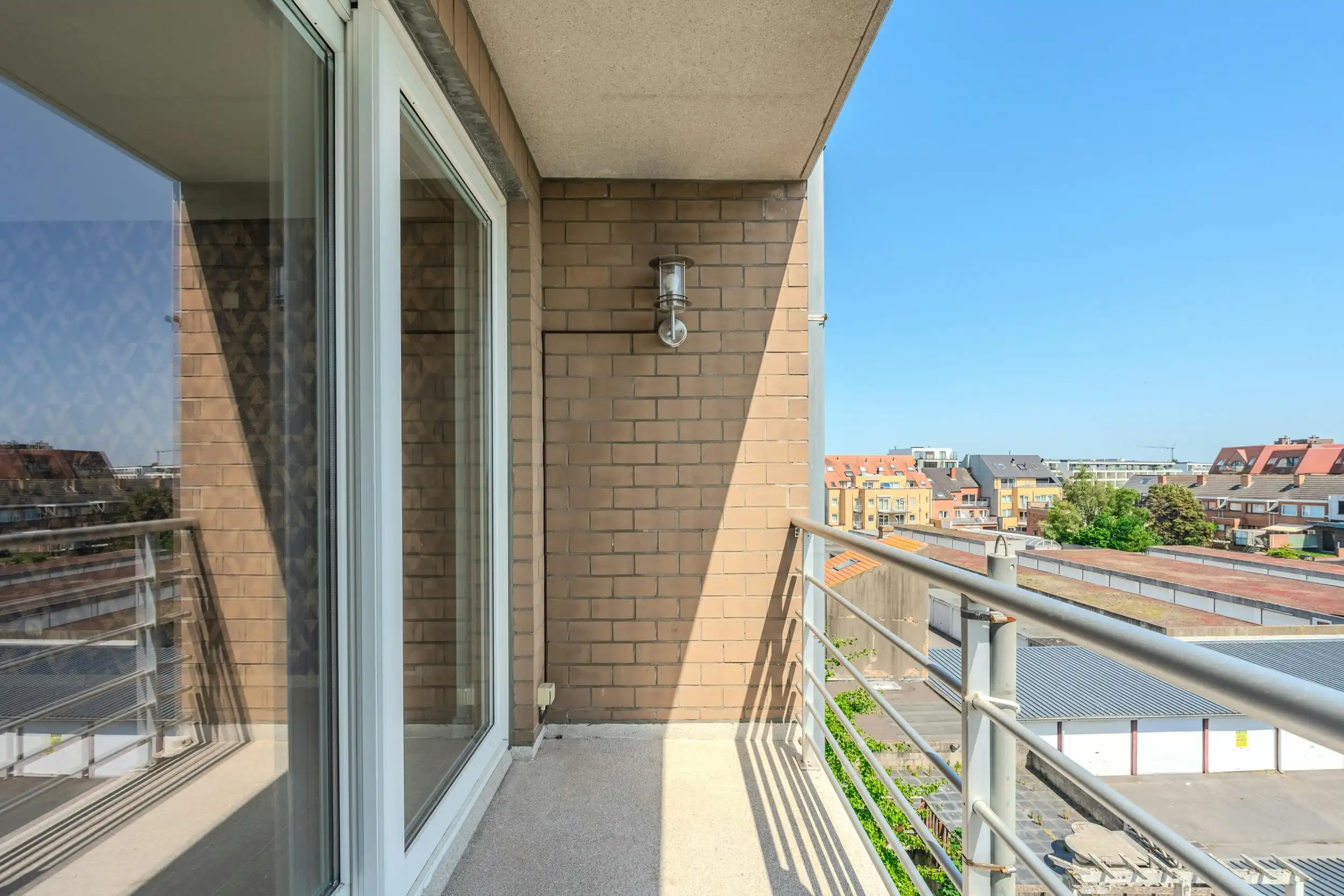 Prachtig 2-slaapkamer appartement met terras te Oostende foto 7
