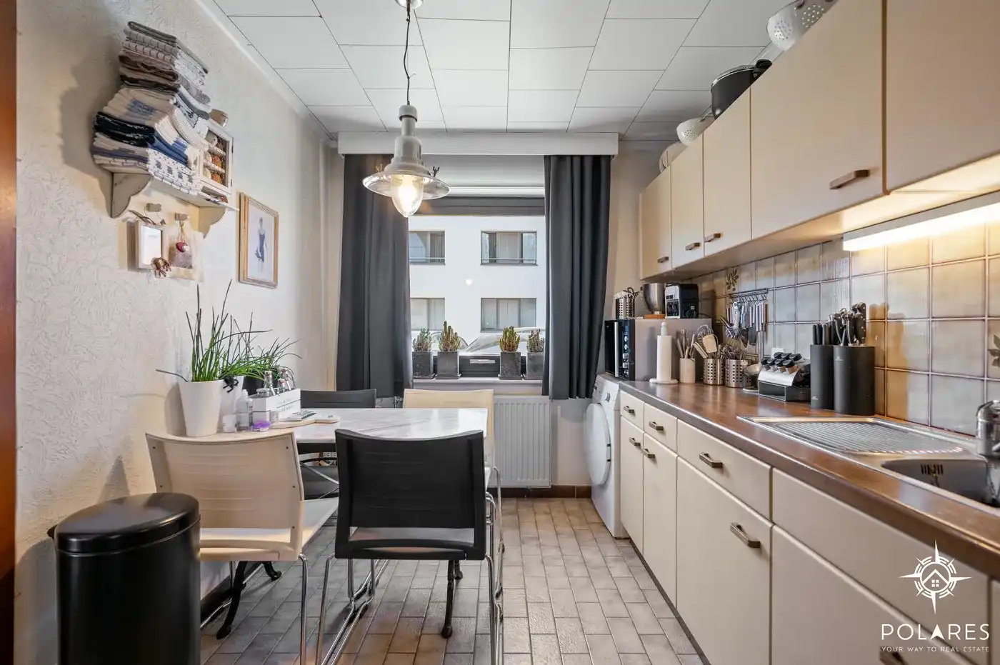 Ruim appartement van 98 m² met 2 slaapkamers, balkon/terras en garage foto 6