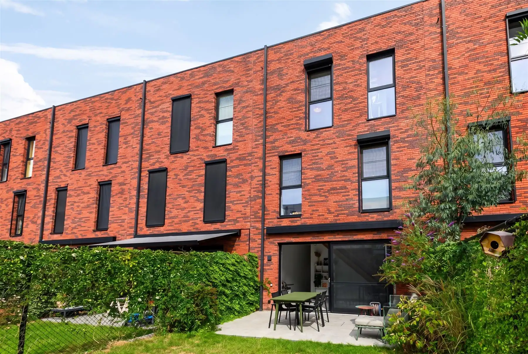 Recente, energiezuinige woning te Deurne! foto {{pictureIndex}}